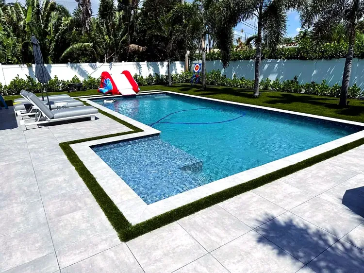 Finished Pools & Decks